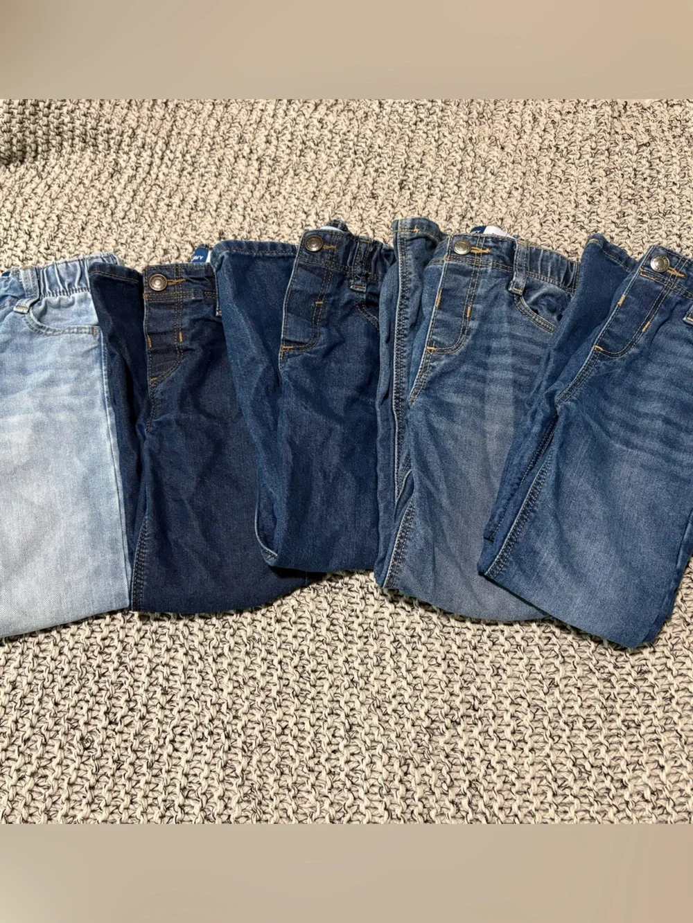 5 for 1! Old Navy Boys Size 5 Straight Leg Built-In Flex Jeans